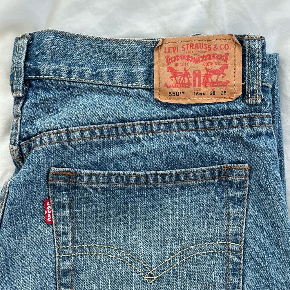 Levi’s 550 Relaxed Fit Jeans Size 28x28